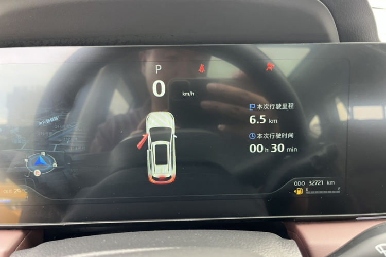 思皓X8 PLUS 2023款 1.5TGDI DCT智享版 7座中控内饰15