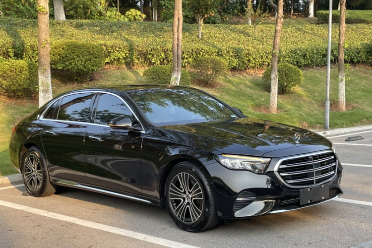 奔驰E级 2024款 E 260 L车身外观6003