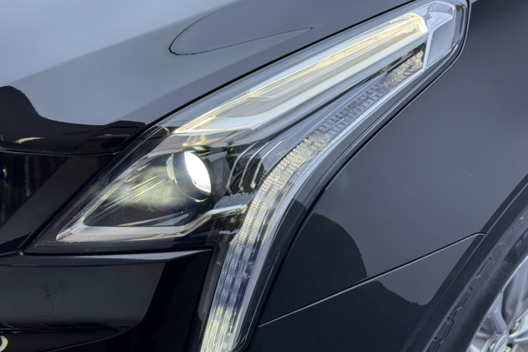 凯迪拉克XT5 2022款 2.0T 两驱豪华型局部细节9006