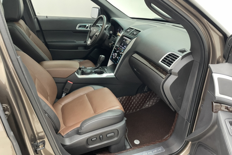 福特 探险者(进口) 2013款 3.5L 尊享型局部细节41