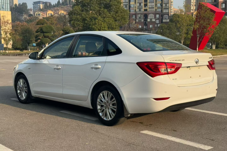 别克 英朗 2016款 15N 自动精英型车身外观6007