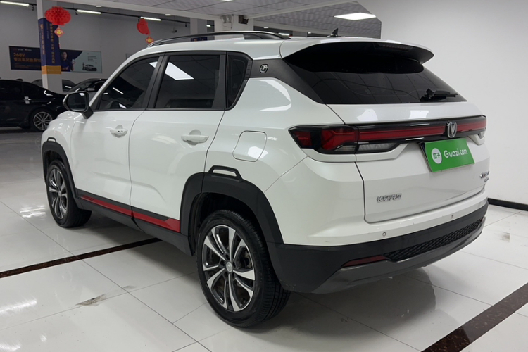 长安CS35PLUS 2023款 畅享版 1.4T DCT豪华型车身外观6004