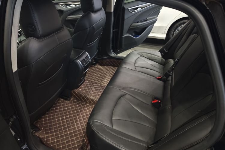 别克 君越 2022款 652T 豪华型中控内饰7002