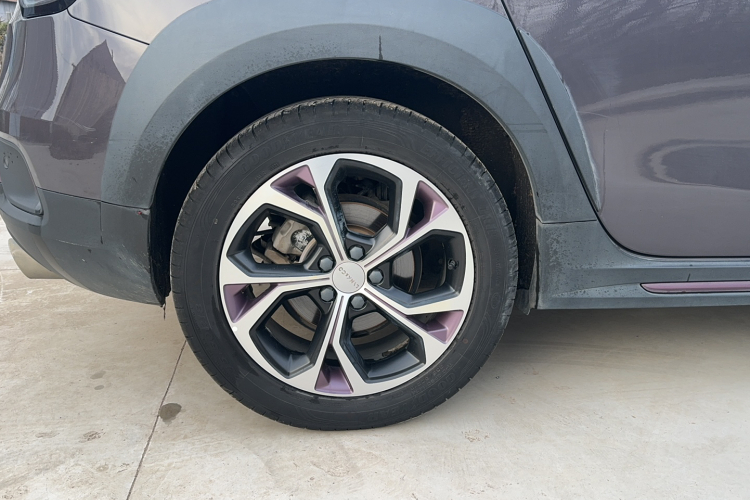 领克02 2019款 高能版 2.0T 自动两驱耀版 国VI车身外观6009