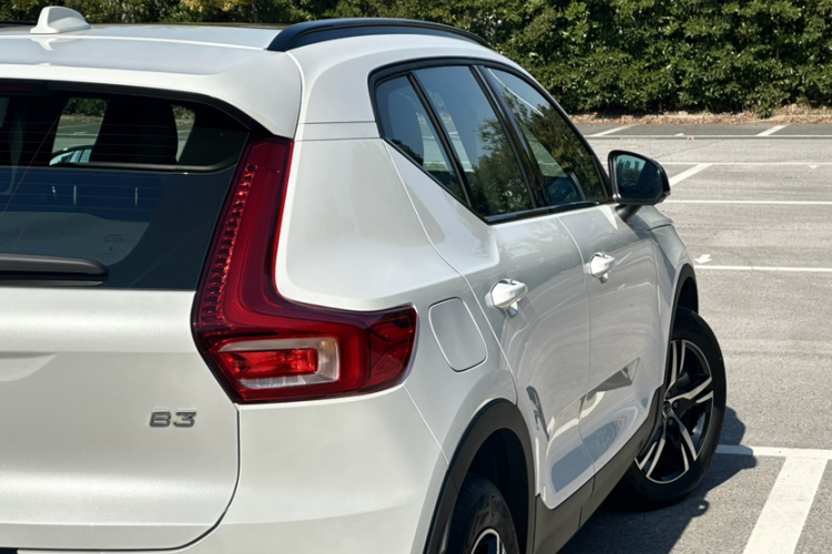 沃尔沃XC40 2024款 B3 智远运动版车身外观6005