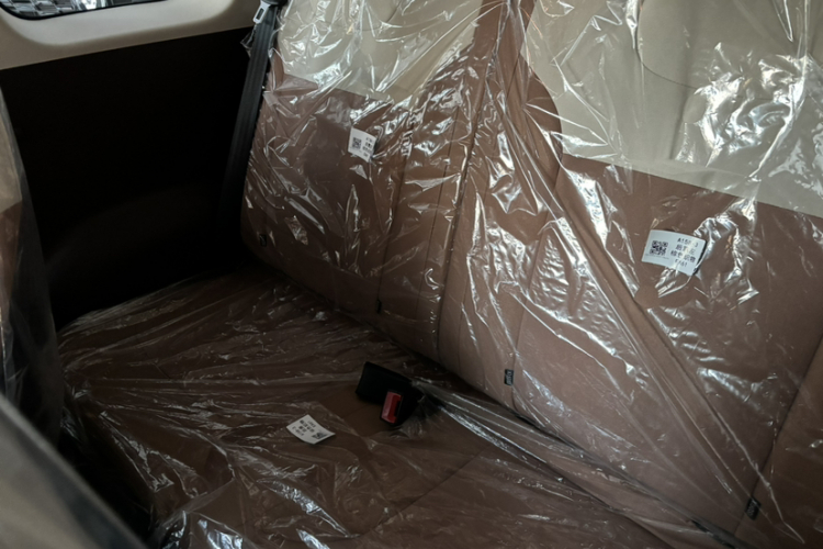 长安启源 长安Lumin 2026款 宝藏版 205km 心爱米 国轩中控内饰7003