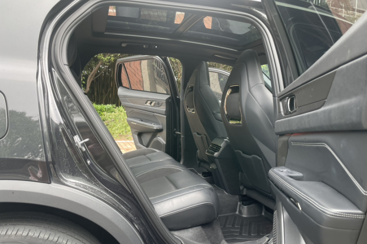 领克01 2021款 2.0TD 四驱暗夜版中控内饰7005