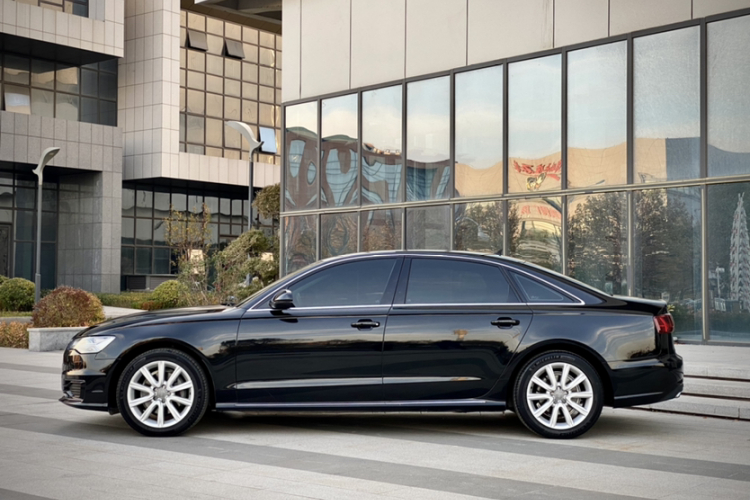 奥迪A6L 2018款 30周年年型 TFSI 进取型车身外观6004