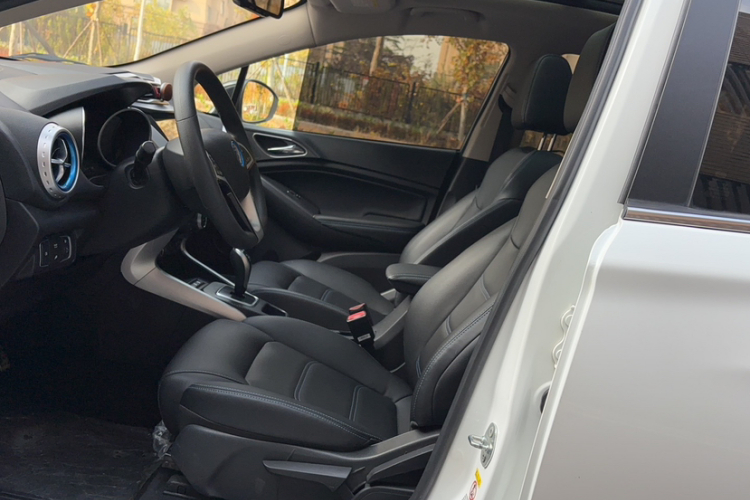 比亚迪 元新能源 2018款 EV360 智联创酷型局部细节19