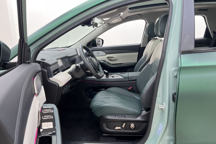 捷途山海L9 2024款 1.5TD 2DHT Pro 7座局部细节19