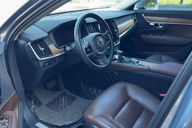 沃尔沃S90 2017款 T5 智雅版中控内饰7002