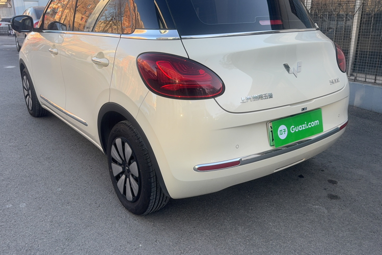 五菱汽车 五菱缤果 2025款 333km 灵犀尊享款车身外观6004