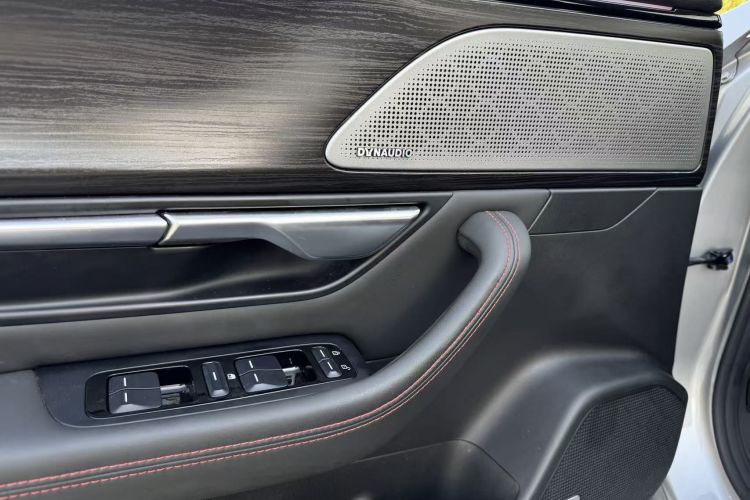 小鹏P7 2022款 480N+中控内饰7004