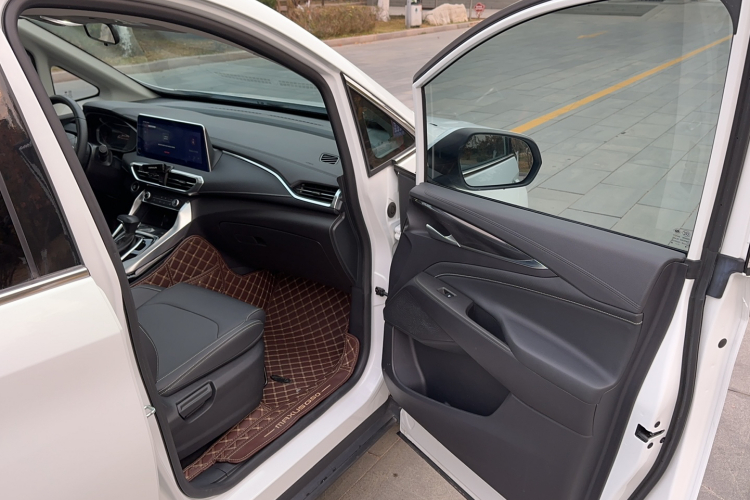 上汽大通MAXUS 大通G50 2020款 1.5T 自动豪华版中控内饰7002