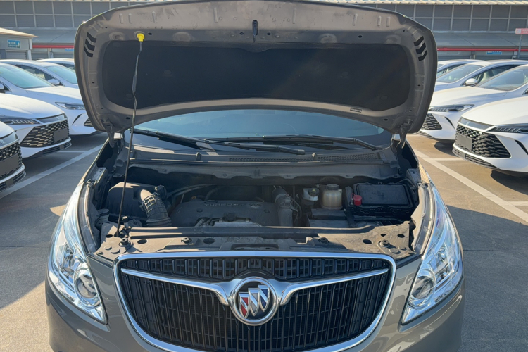 别克GL8 2018款 28T 尊贵型 国VI局部细节24