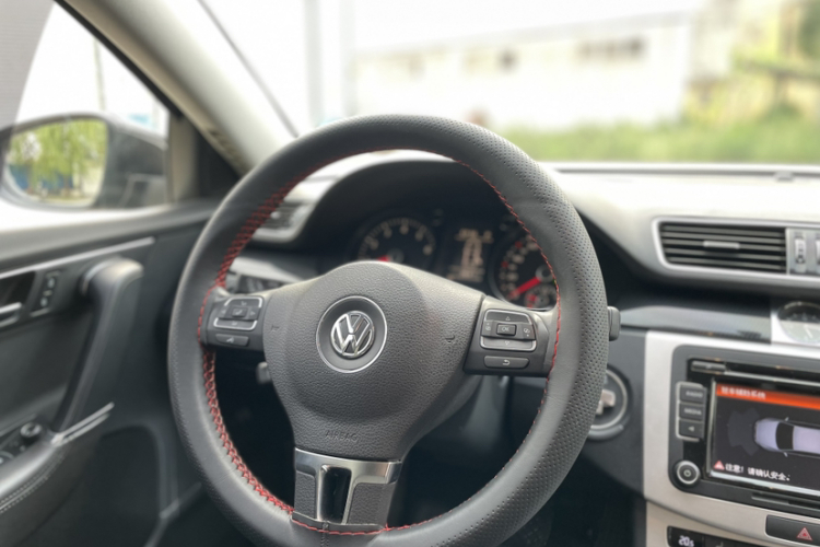 大众 迈腾 2015款 1.8TSI 豪华型局部细节13