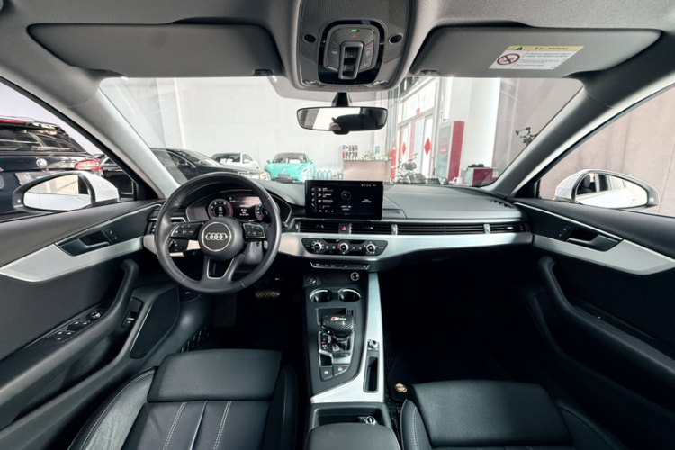 奥迪A4L 2023款 40 TFSI 时尚动感型中控内饰7003