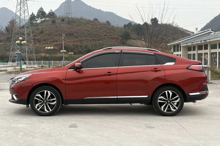 启辰T90 2017款 2.0L CVT智尚版车身外观6010