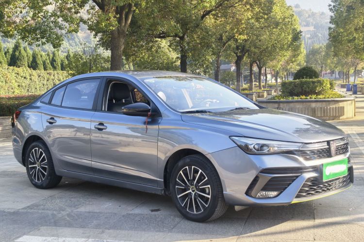 荣威i5 2021款 1.5L CVT黑金版车身外观6002