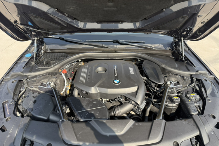 宝马7系 2016款 730Li 豪华型局部细节24