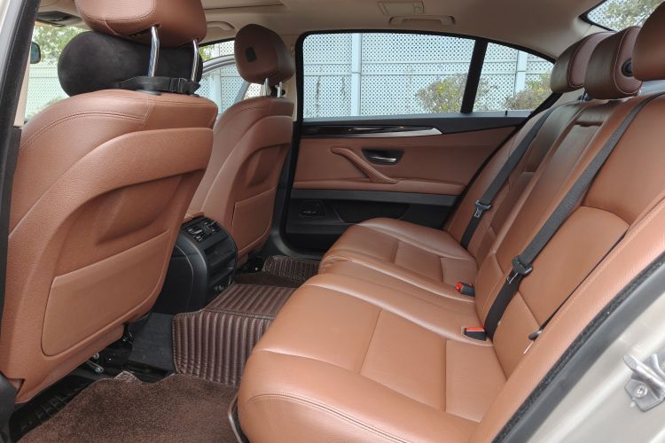 宝马5系 2014款 525Li 领先型中控内饰7002