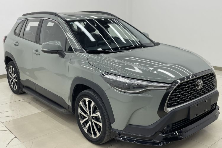 丰田 卡罗拉锐放 2022款 2.0L 旗舰版车身外观6005