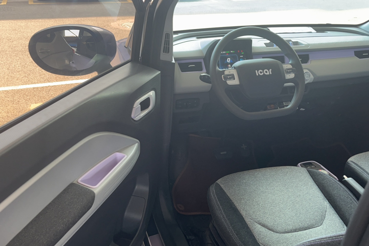 奇瑞新能源 QQ冰淇淋 2022款 170km 圣代 磷酸铁锂中控内饰7002