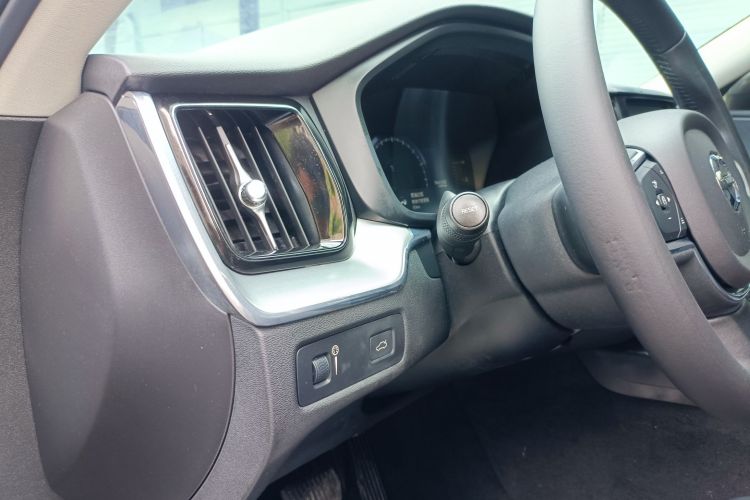 沃尔沃XC60 2019款 T5 四驱智逸版 国VI局部细节9002