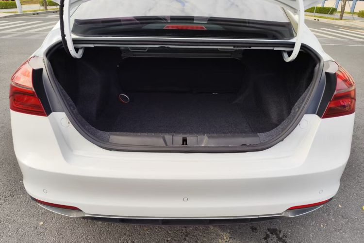 吉利汽车 帝豪 2019款 领军版 1.5L CVT向上亚运版 国VI局部细节23