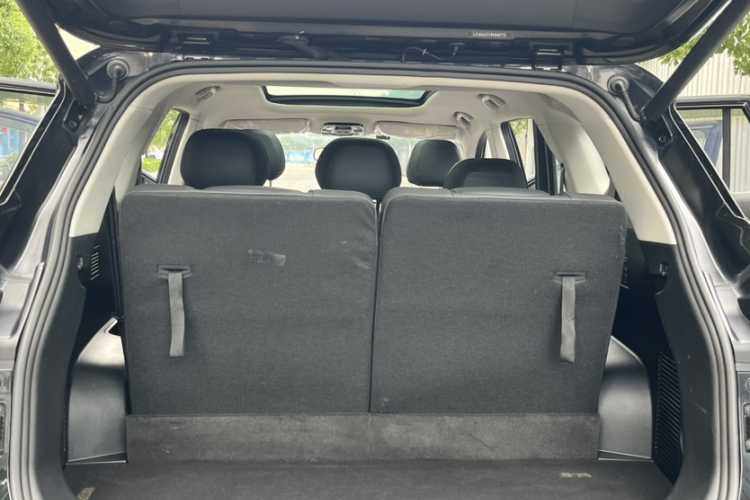 思皓X8 PLUS 2023款 1.5TGDI DCT智享版 7座中控内饰7001