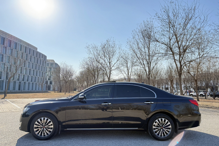 红旗H7 2019款 2.0T 旗舰版车身外观6006