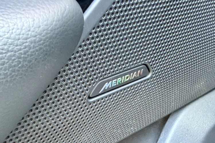 路虎 揽胜星脉 2018款 P250 S中控内饰7015