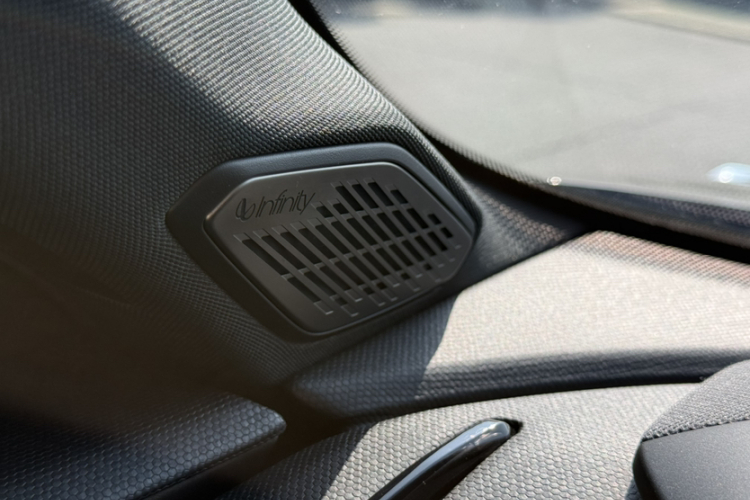 领克03 2023款 1.5TD DCT劲Pro中控内饰7007