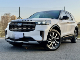 福特 探险者 2023款  EcoBoost 285 四驱赤金版 6座