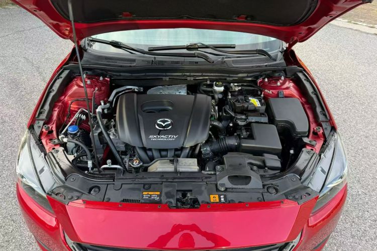 马自达3 昂克赛拉 2019款 云控版 两厢 1.5L 自动舒适型 国VI中控内饰7004