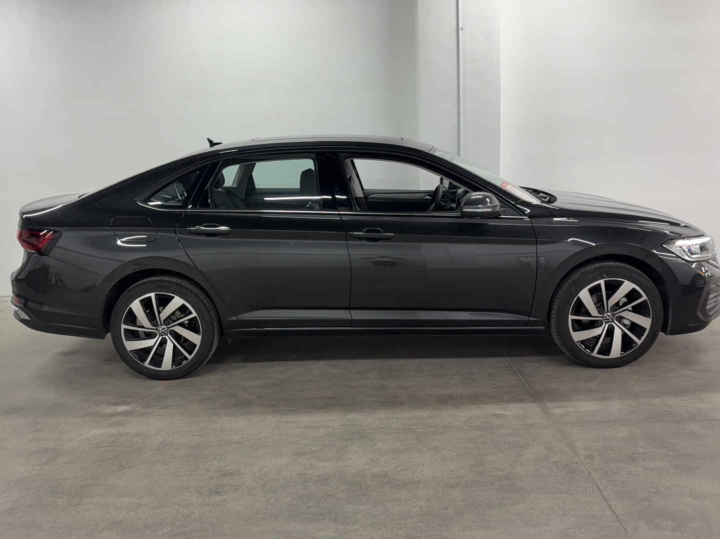 大众 速腾 2026款 3000万辆甄选款 300TSI DSG 超越版(3)
