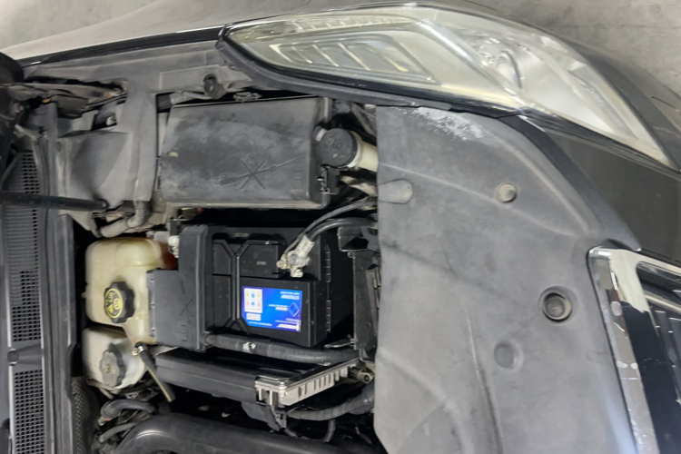 凯迪拉克XTS 2013款 28T 科技型局部细节9002