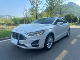 福特 蒙迪欧 2020款 EcoBoost 180 时尚型