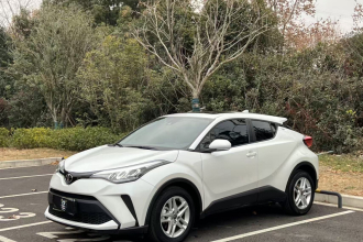 丰田C-HR 2023款 2.0L 领先版