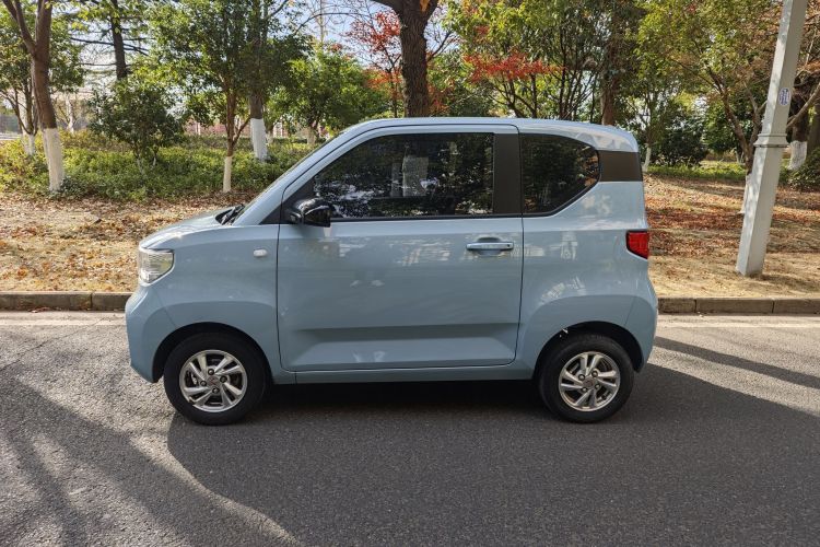五菱汽车 宏光MINIEV 2020款 自在款 磷酸铁锂车身外观6006