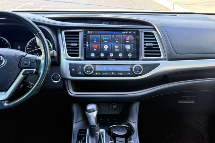 丰田 汉兰达 2015款 2.0T 四驱豪华版 7座局部细节16