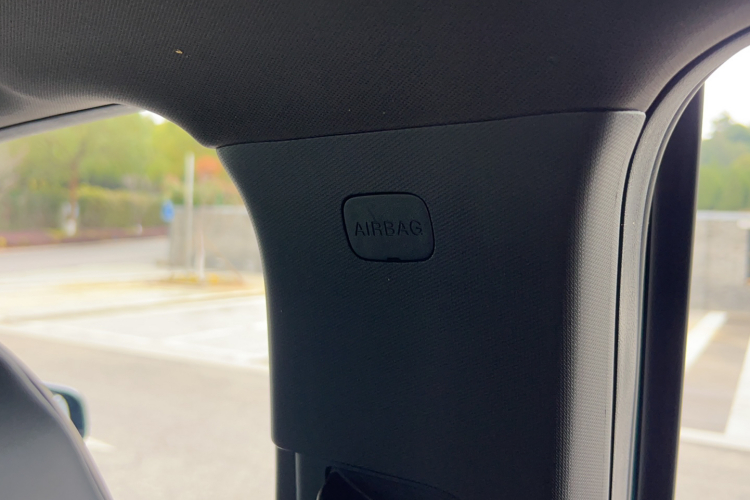 广汽传祺 传祺GS8 2022款 领航系列 2.0TGDI 两驱尊贵版（七座）中控内饰7009