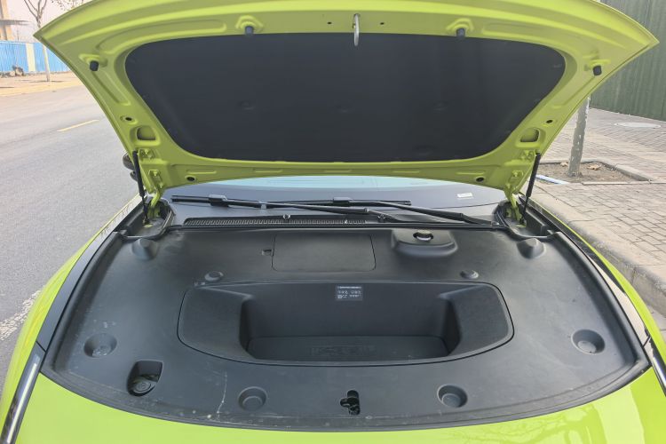 小鹏P7 2025款 750 四驱高性能 Ultra局部细节24