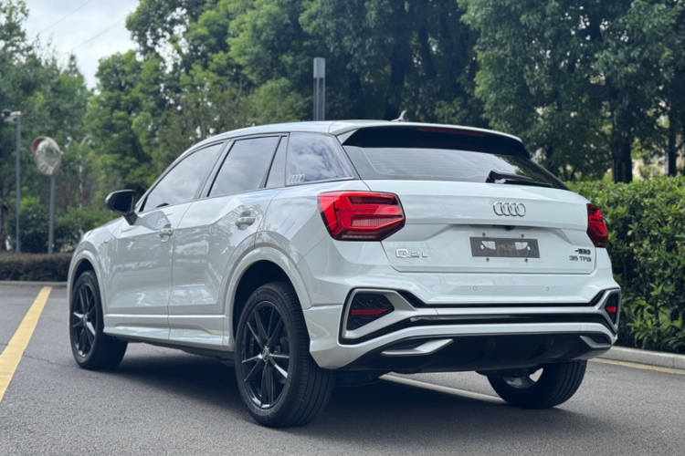 奥迪Q2L 2023款 35TFSI 进取动感型车身外观6003