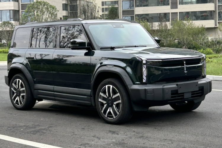 奇瑞iCAR 03 2024款 472km 四驱长续航智越版车身外观6006