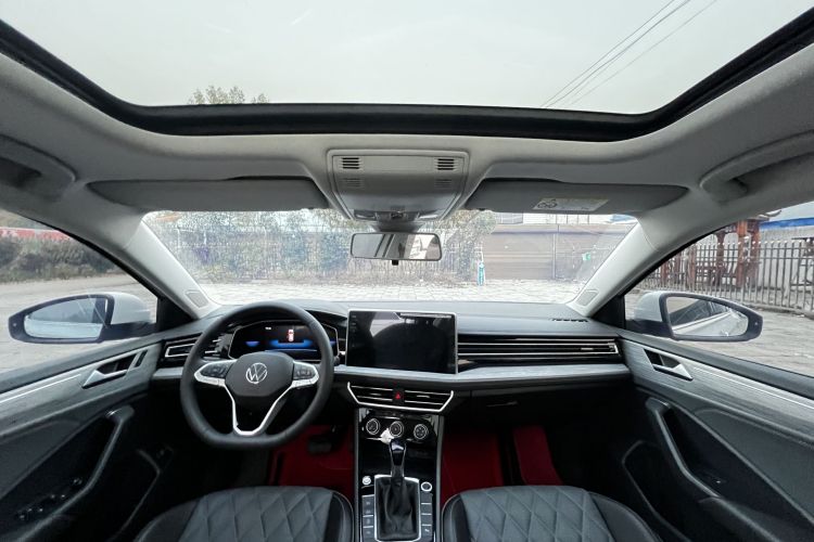 大众 速腾 2025款 300TSI DSG超越版中控内饰7004