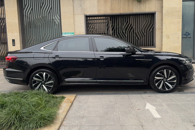 大众 帕萨特 2024款 330TSI 精英版车身外观6003