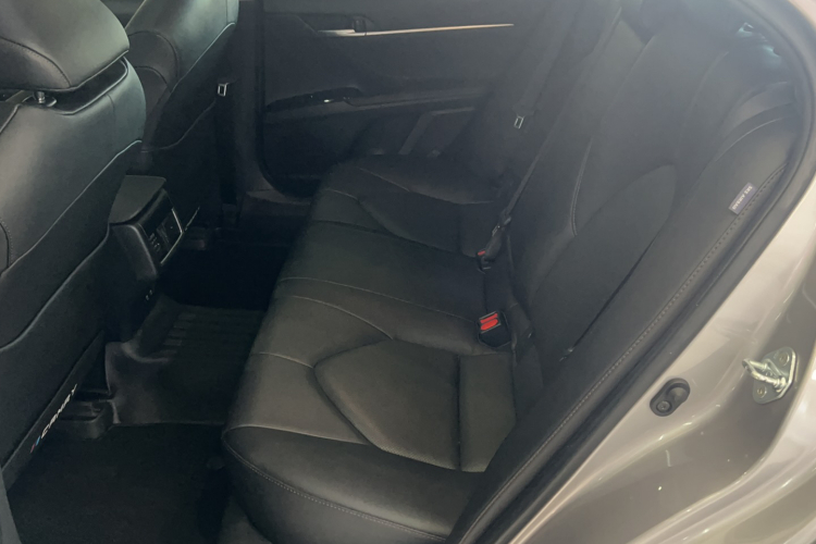 丰田 凯美瑞 2021款 2.0G 豪华版中控内饰7001