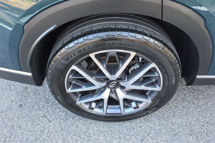 广汽传祺 传祺GS8 2022款 领航系列 2.0TGDI 两驱豪华智联版（七座）车身外观6009