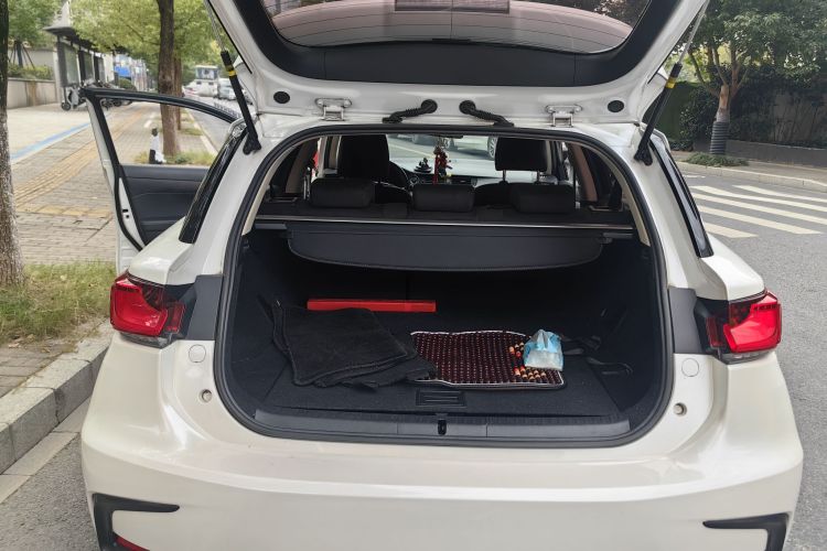 雷克萨斯CT 2017款 CT200h 精英版 单色 国V中控内饰7006